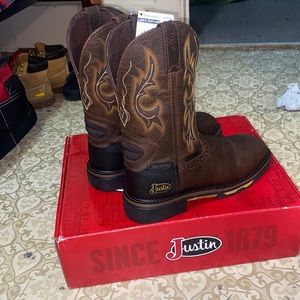 Justin Composite square toe boots